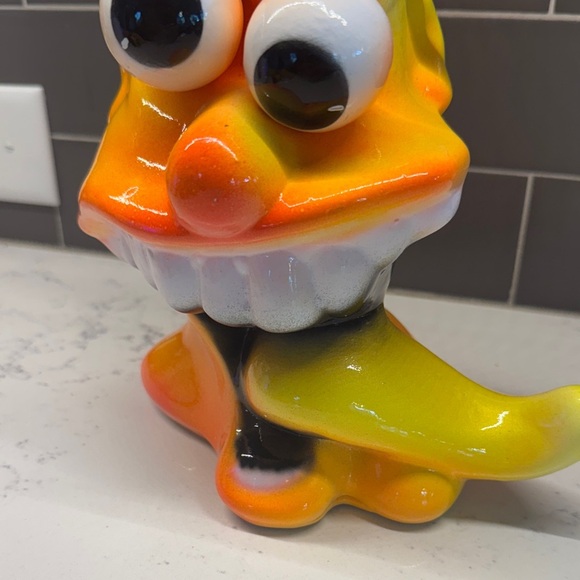 Hoka Vintage Orange and Yellow Devil Head Accent - Picture 3 of 9